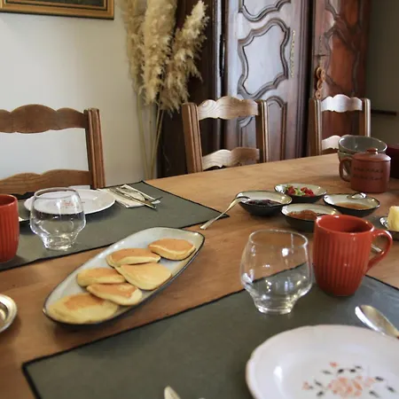 Alojamento de Acomodação e Pequeno-almoço Un Jardin Secret 3*
