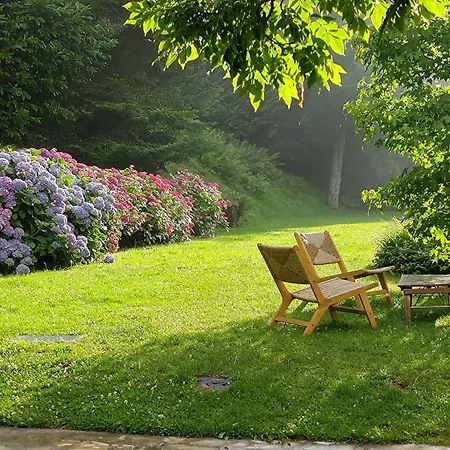 Un Jardin Secret 3* Yzeron