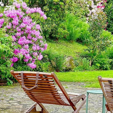 Alojamento de Acomodação e Pequeno-almoço Un Jardin Secret